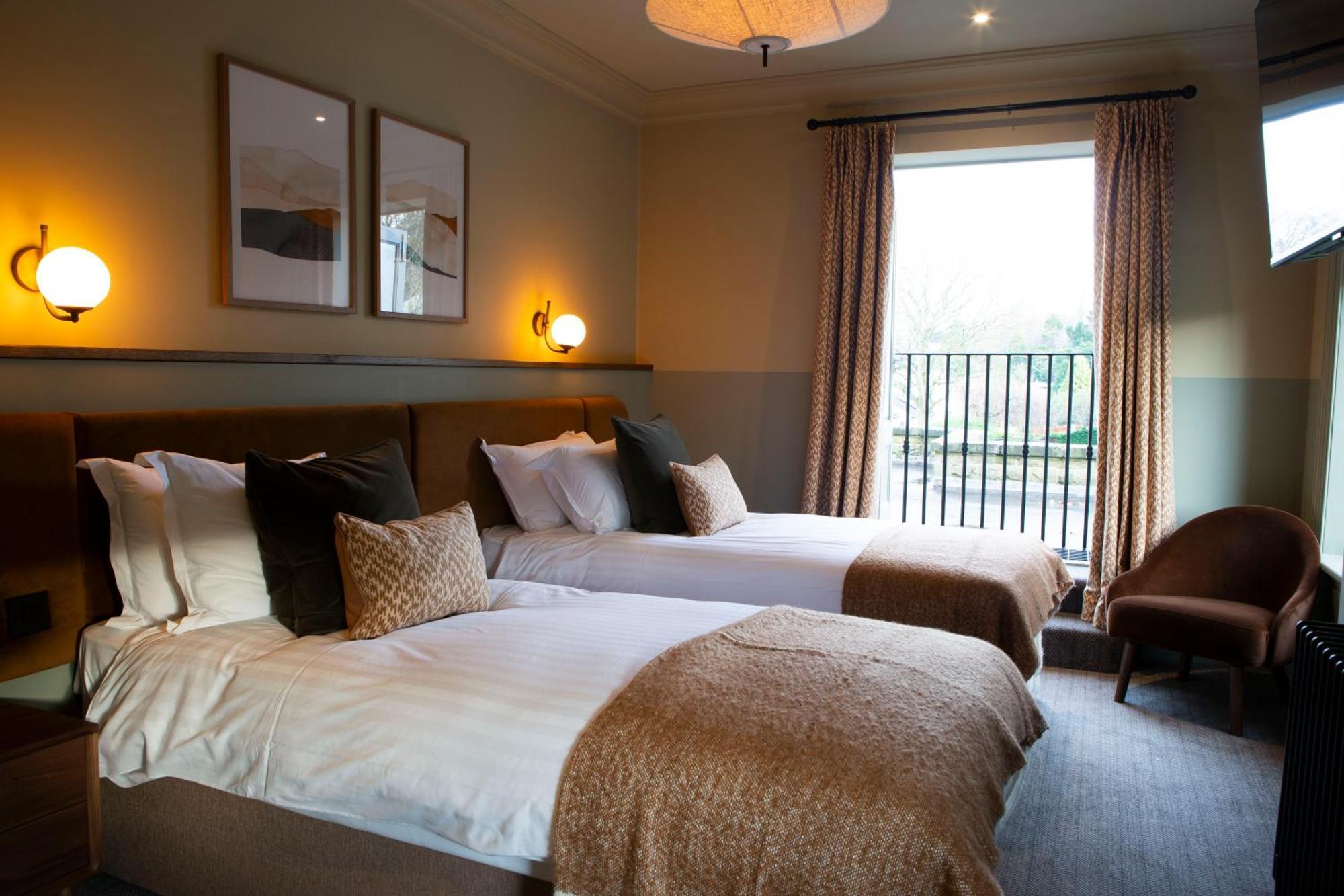 The Wheatley Arms Hotel Ilkley Eksteriør billede