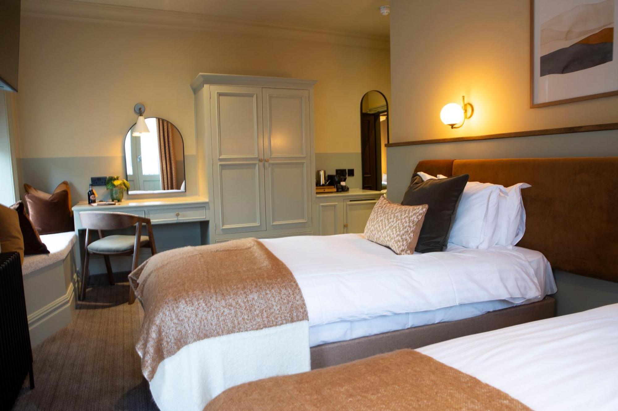 The Wheatley Arms Hotel Ilkley Eksteriør billede