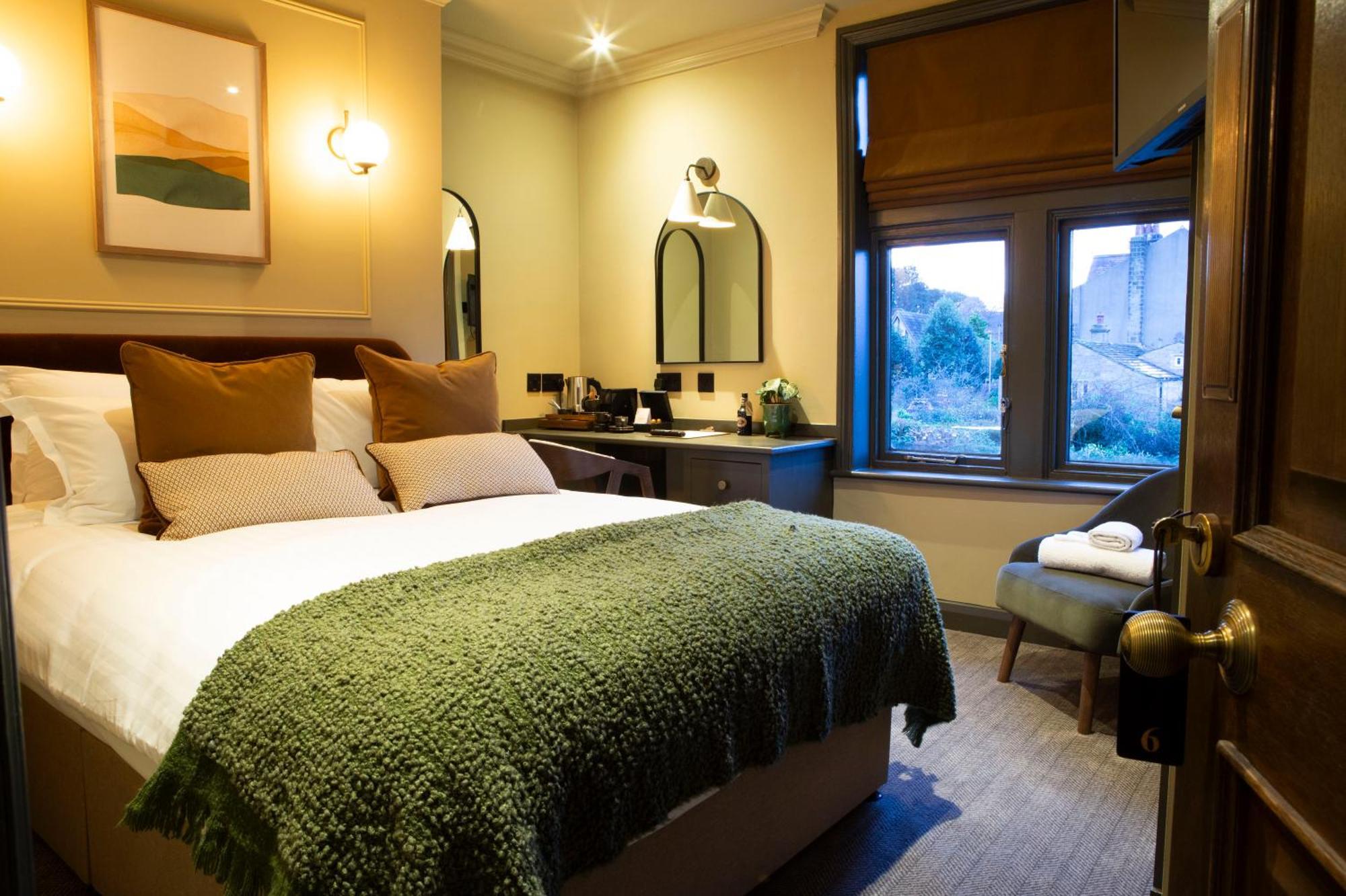 The Wheatley Arms Hotel Ilkley Eksteriør billede