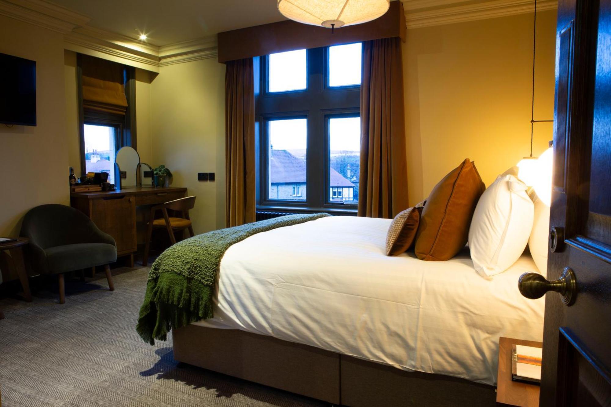 The Wheatley Arms Hotel Ilkley Eksteriør billede